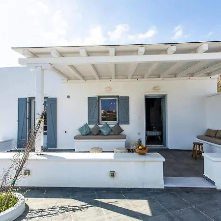 Chic Mykonos *